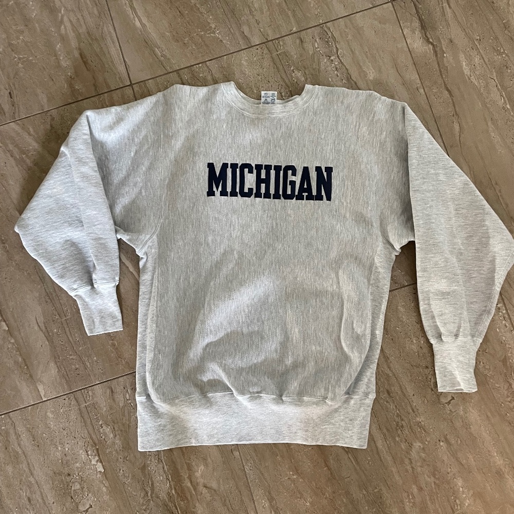 CHAMPION MICHIGAN MENS GREY REVERSE WEAVE LS CREW SWEATSHIRT-SIZE XL